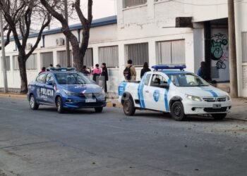 Inseguridad en Rafaela: otro robo en un bicicletero de escuela, con «trasplante» incluido