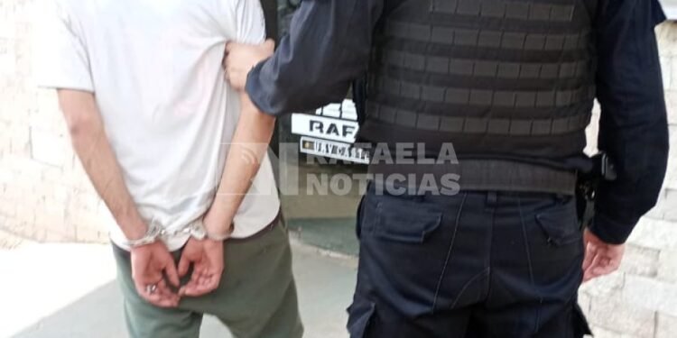 Detuvieron a dos sujetos por intento de robo en barrio Fátima