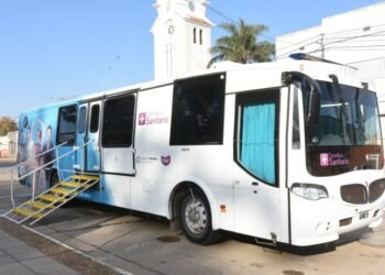 El Ómnibus Sanitario continúa en barrio Pizzurno