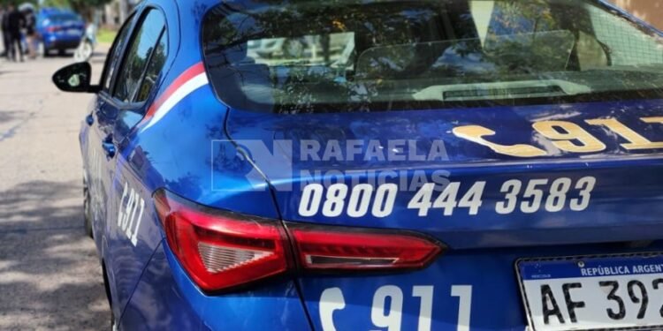 Lo trataron de loco, la pareja de su sobrina le estaba robando y fue amenazado con un arma