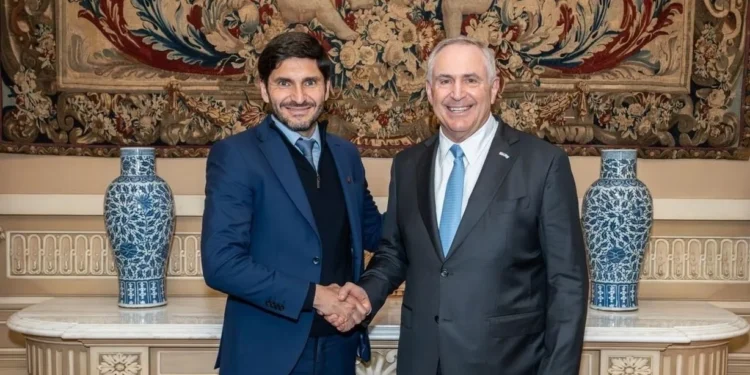 Con la mira en el Santa Fe Business Forum Pullaro mantuvo reuniones con los embajadores de China y Estados Unidos