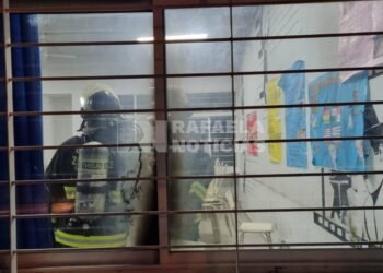 Fuego en un aula del Complejo Educativo del barrio San José
