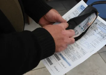 El que no se anotó… Energía: congelaron el registro de subsidios para la clase media
