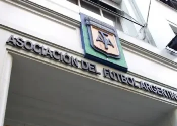 Milei reglamentó las Sociedades Anónimas Deportivas y puso condiciones a la AFA