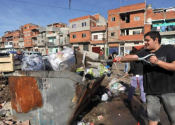 Juventud en crisis: un informe revela que 6 de cada 10 adolescentes son pobres en Argentina