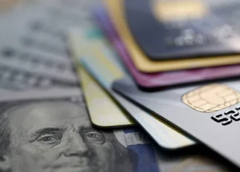 A cuánto opera el dólar este martes 6 de agosto: la información, minuto a minuto