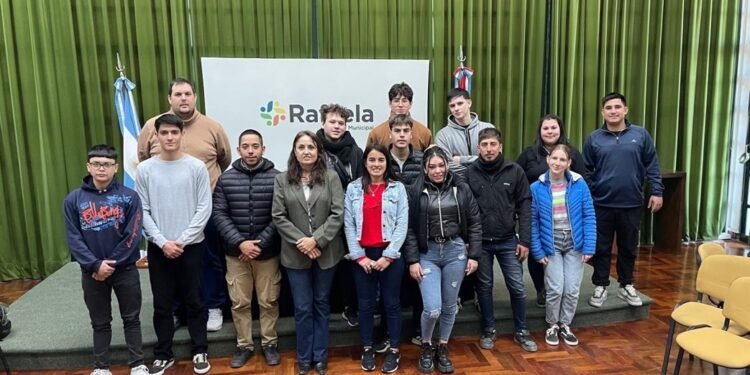 Capacitación para jóvenes: el municipio abre puertas a nuevas oportunidades laborales