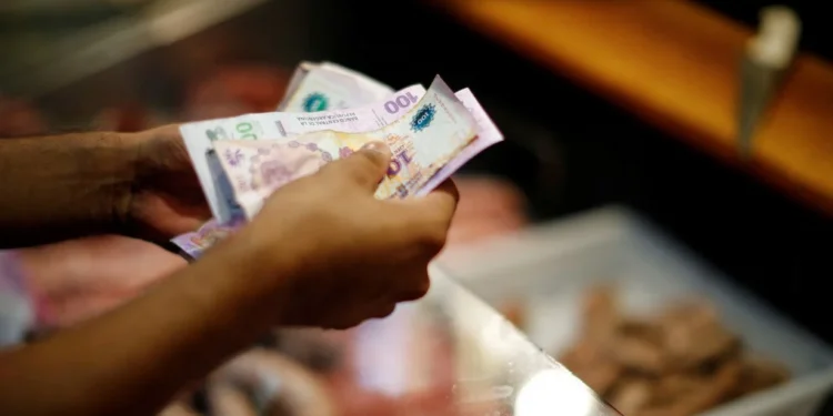 Creció 1,4% sobre la inflación en junio El salario formal en el país registra cuatro meses consecutivos de suba