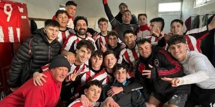 Unión le ganó Perdió 9 de Julio, tiene chances de festejar el domingo pero habrá una gran puja