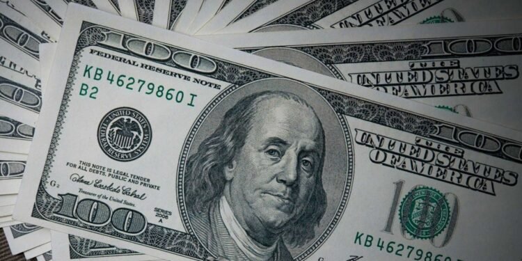 A cuánto se vende el dólar este viernes 9 de agosto, la información minuto a minuto