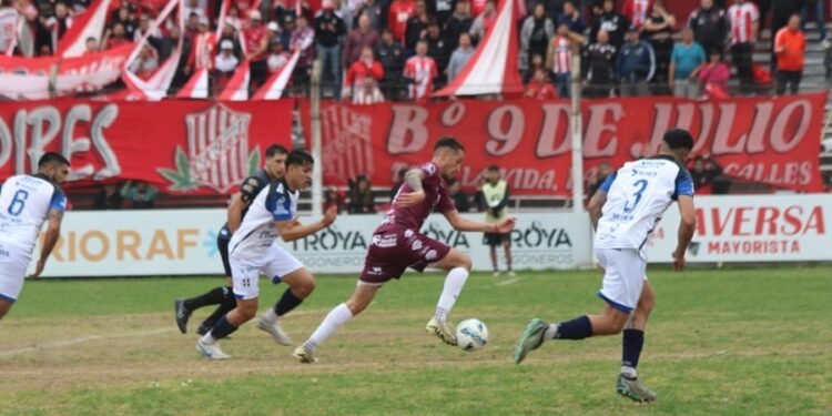 Federal A: 9 de Julio cayó de local por 1 a 0