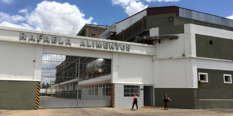 Detuvieron a un hombre acusado de romper las cámaras de seguridad de una empresa