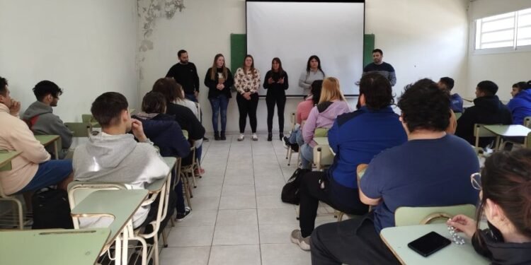 A través del programa Impulsa, buscan mejorar la empleabilidad de los desocupados en Rafaela