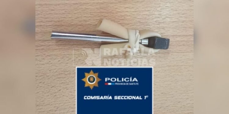 Secuestraron una «tumbera» y una bala en la escuela Vecchioli