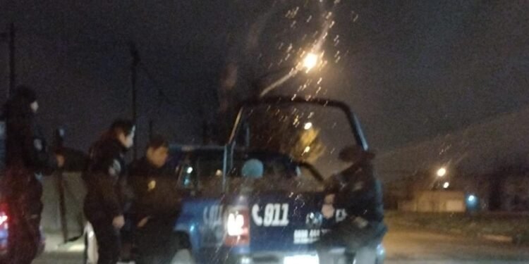 Sujeto atrapado dentro de una obra en construcción