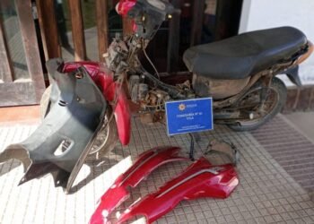 Vila: dos menores de edad robaron una motocicleta y la policía la recuperó