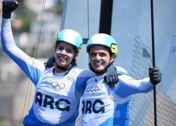 Juegos Olímpicos de París: Mateo Majdalani y Eugenia Bosco se quedaron con la medalla de plata en Vela