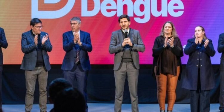 Pullaro anunció que se destinarán $ 8.000 millones para prevenir y combatir el dengue