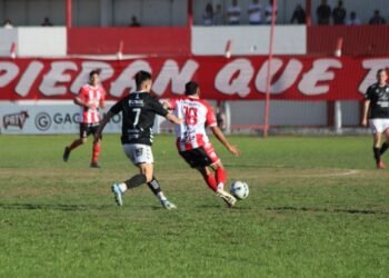 El León no pudo en su cancha y cayó frente a Central Norte
