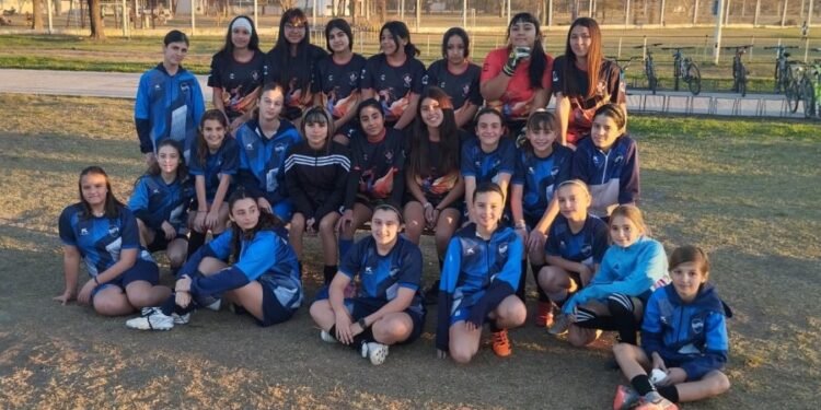 Ben Hur realizó una actividad con la escuela de Fútbol Femenino del barrio Luis Fasoli