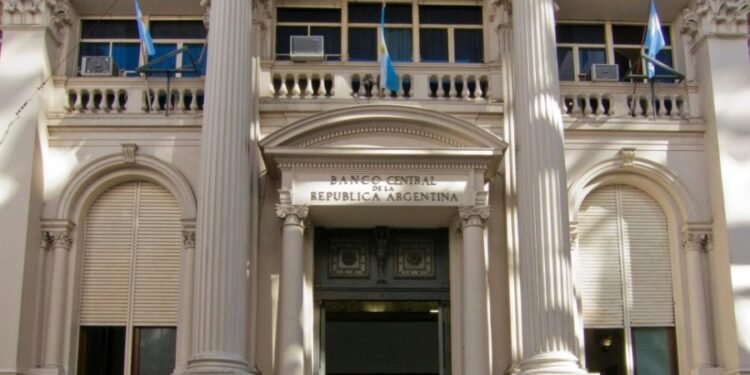 Acuerdo con FMI: el Banco Central admitió que faltan u$s1.500 millones para cumplir la meta de septiembre
