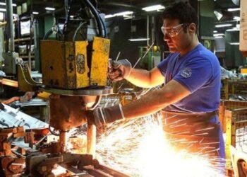 Ranking de paritarias: cuáles son los salarios que lograron ganarle a la inflación durante la gestión Milei