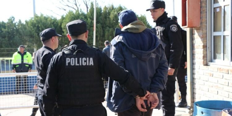 La Justicia respaldó el control de identidad policial en la vía pública y rechazó otro habeas corpus