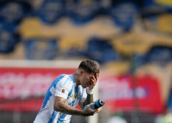 La dura sanción que recibió Enzo Fernández en Inglaterra