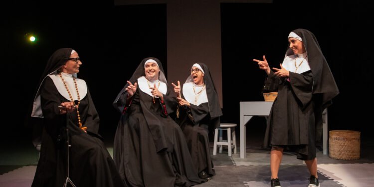 “Hermanas tejedoras” nueva función en La Máscara