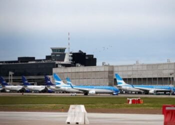 Diputados: el Gobierno logró dictamen para privatizar Aerolíneas Argentinas y la discusión pasa al recinto