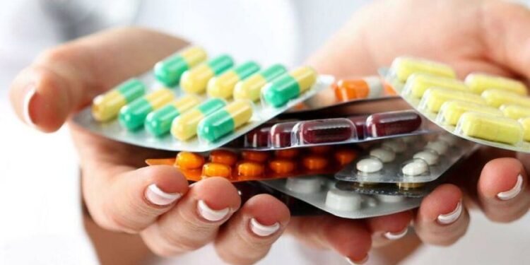 El Gobierno informó que las provincias pueden importar medicamentos sin autorización de Nación