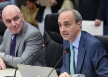 El gobierno nacional evalúa la posibilidad de reducir a cinco años la educación técnica