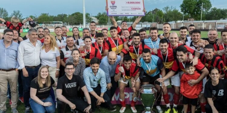 Juventud de Esperanza hizo historia y se quedó con la Copa Santa Fe