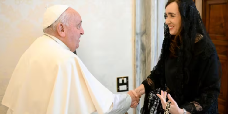 «Hablamos sobre los problemas del país»: El encuentro entre el Papa Francisco y la vicepresidenta Victoria Villarruel