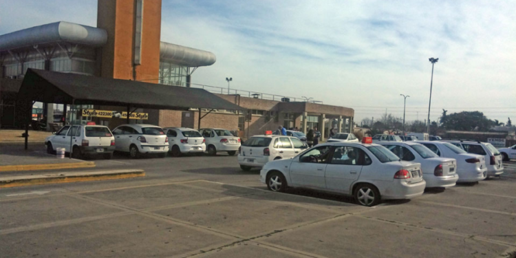 Proponen extender a 15 años la antigüedad permitida para los remises en Rafaela