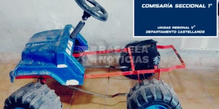 Un delincuente que volvió a la infancia: se robó un triciclo en la vía pública