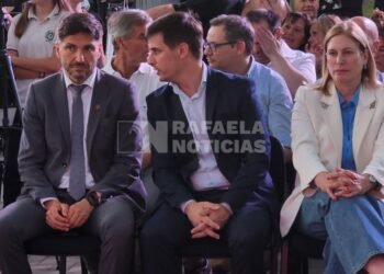 Alcaidía, estadio cubierto, villa deportiva y viviendas: las millonarias obras que anunció Pullaro en Rafaela