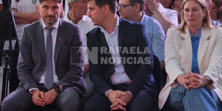 Alcaidía, estadio cubierto, villa deportiva y viviendas: las millonarias obras que anunció Pullaro en Rafaela