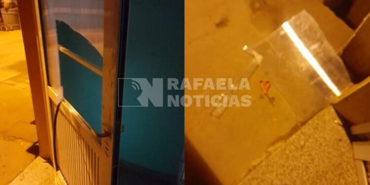 Vandalismo y robo en la vecinal del barrio Mora