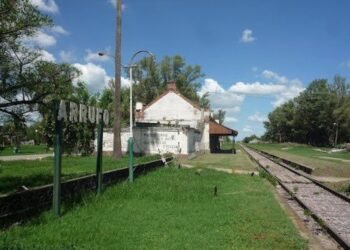 Un camión volcó en la Ruta Nacional 34 a la altura de Arrufó