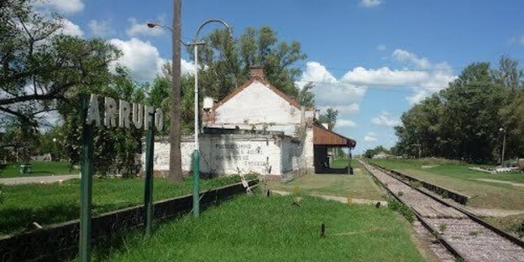 Un camión volcó en la Ruta Nacional 34 a la altura de Arrufó