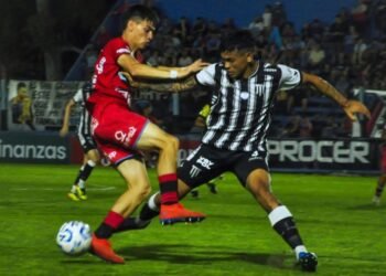 Primera Nacional: Tagliamonte y Medrán le dieron una mano a Atlético