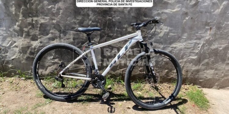 Recuperaron una bicicleta que había sido robada en un violento asalto