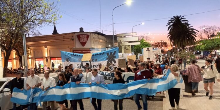 Los gremios universitarios convocaron un nuevo paro nacional para el 17 de octubre