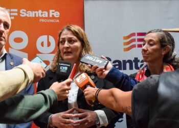 Objetivo Dengue: Santa Fe prepara al personal de la salud para la atención pública y privada