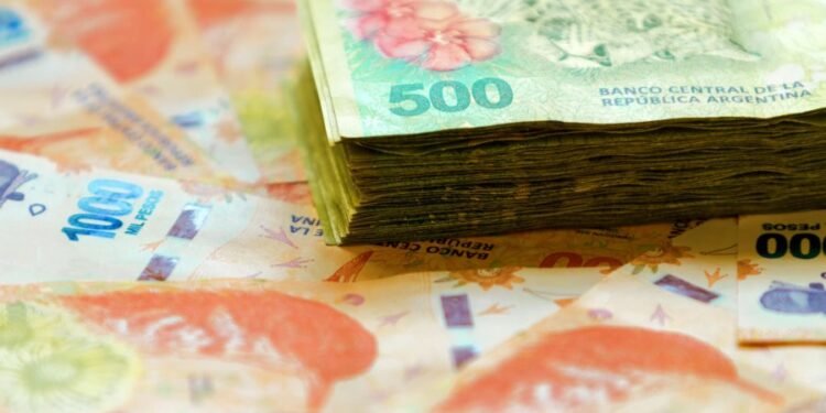 Aguinaldo, cada vez más cerca: cuándo se cobra en diciembre y cómo se calcula