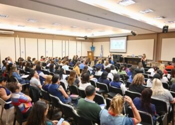 Más de 8.000 docentes participaron de capacitaciones en la Red de Comunidades de Aprendizajes