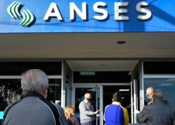 Calendario de pagos de noviembre: cuándo cobran jubilados, AUH y Asignaciones