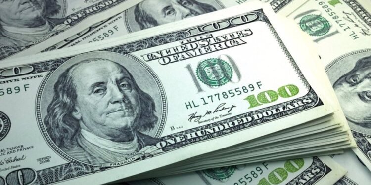 ¿Cómo va a quedar el dólar tarjeta a partir de enero? Hay algunas respuestas para los viajeros rafaelinos