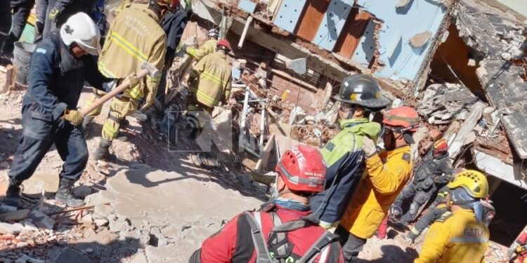 Bombero de Rafaela en el rescate de Villa Gesell: «Nunca perdimos la esperanza de encontrar gente con vida»